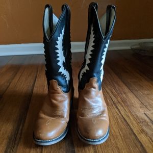 Western cowboy boots